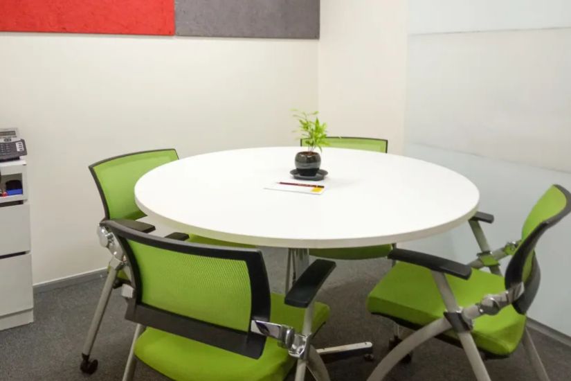 Quest Offices Raheja Towers